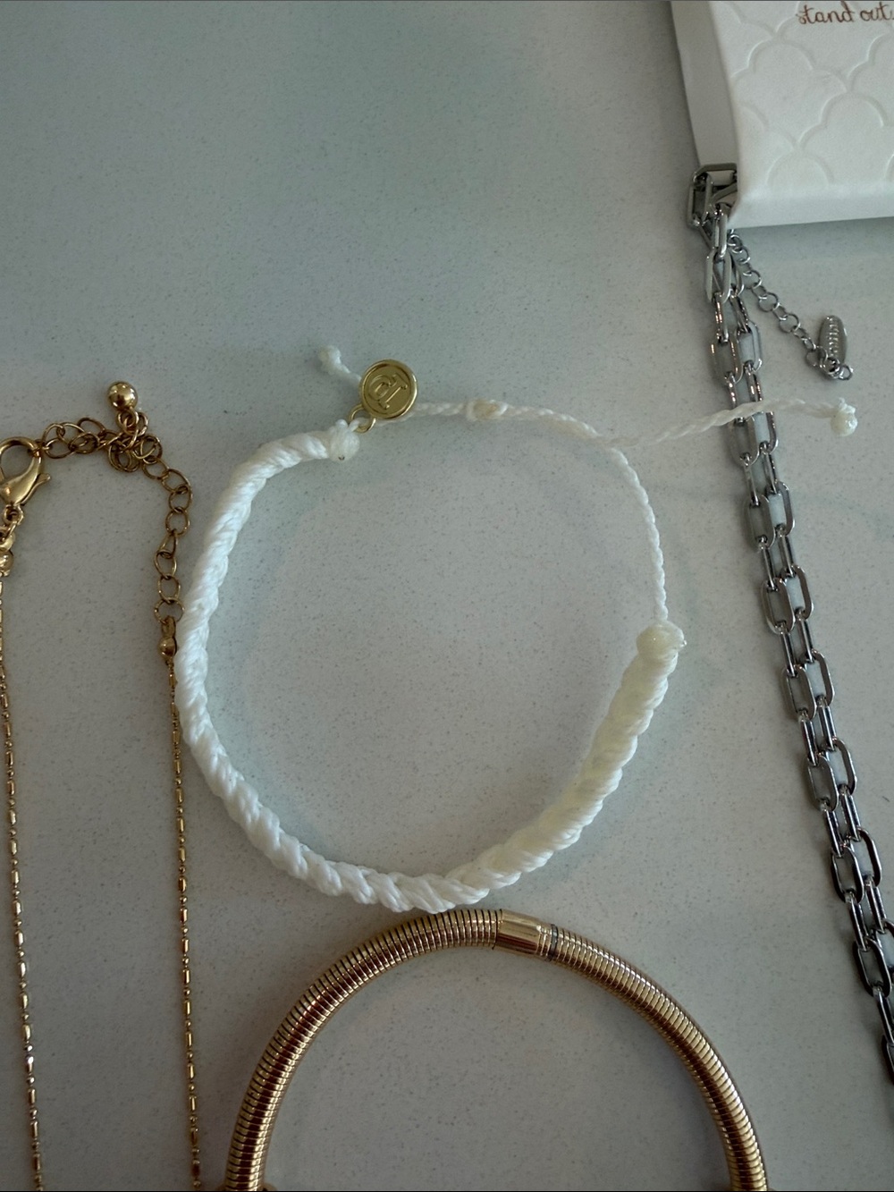 Jewelry bundle - Picture 3 of 4